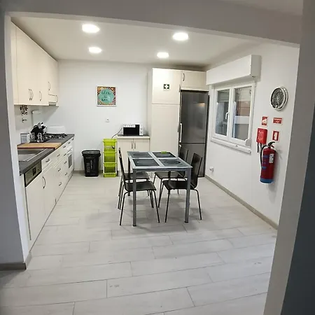 Cantinho Familiar A 10 Minutos Do Aeroporto Apartment